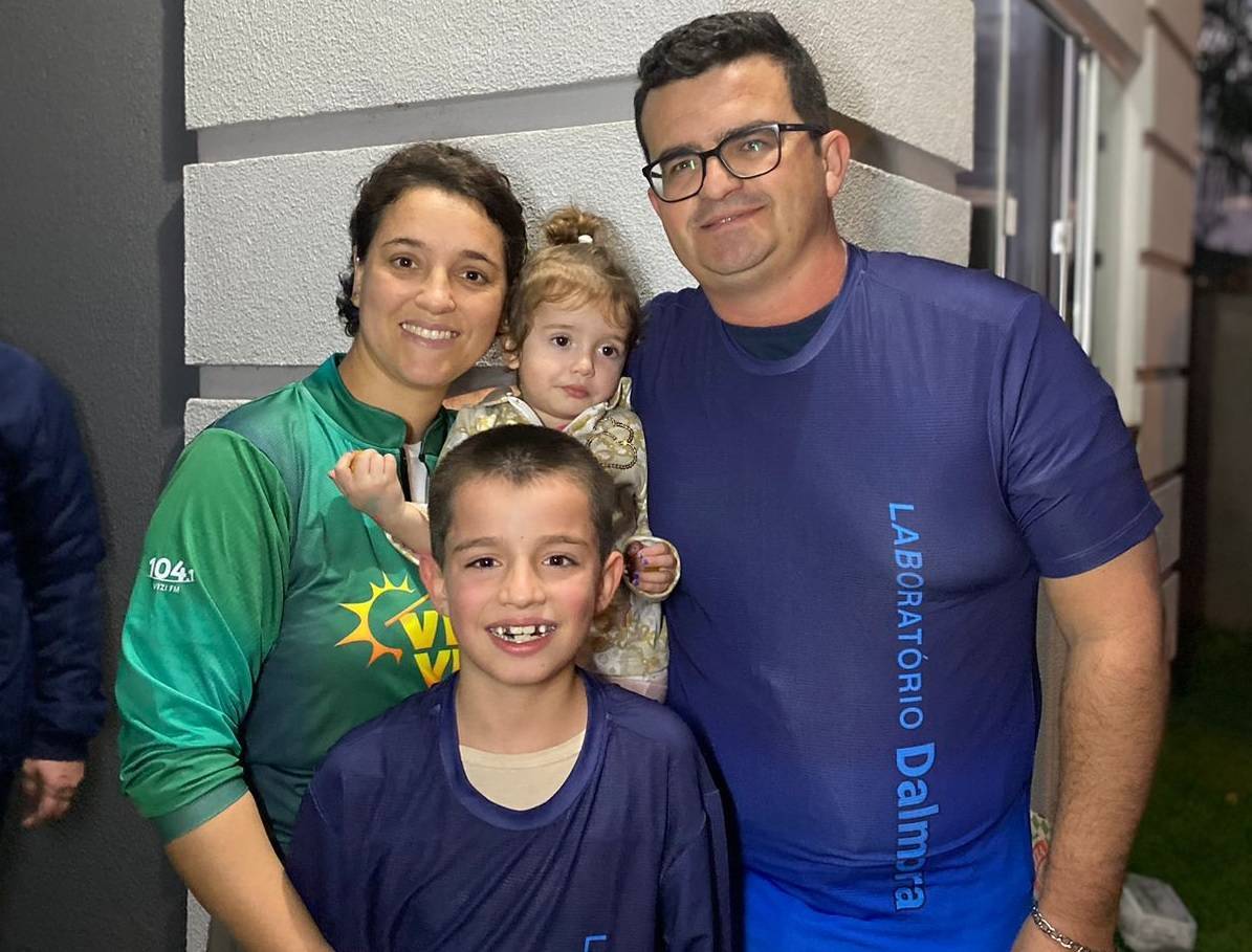 Por insistência do filho, Everton de Barros faz inscrição e ganha prêmio do Vizi Visita